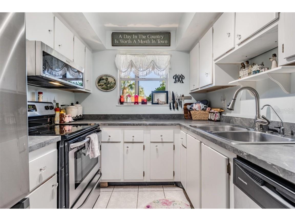 501 Windrush Bay Drive #114 Tarpon Springs FL 34689 TB8441082 image11