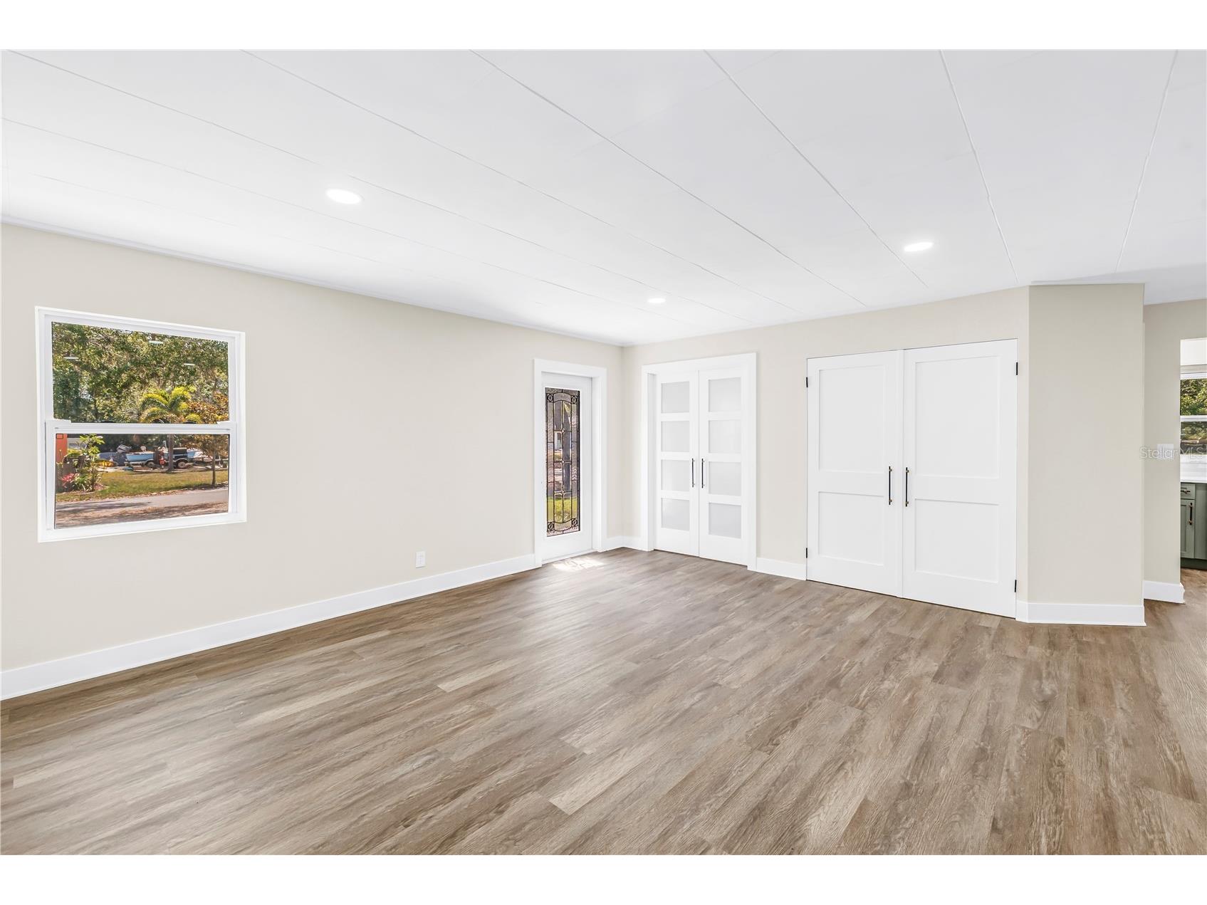 5010 109th Way N Saint Petersburg FL 33708 TB8493779 image16