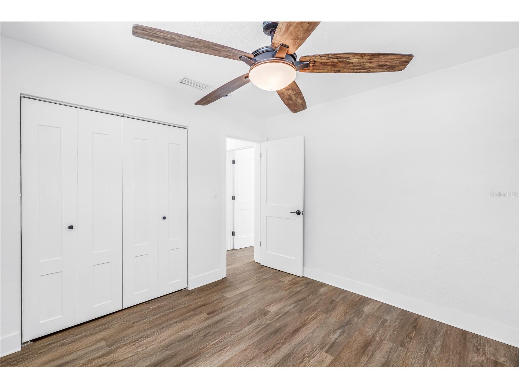 5010 109th Way N Saint Petersburg FL 33708 TB8493779 image40