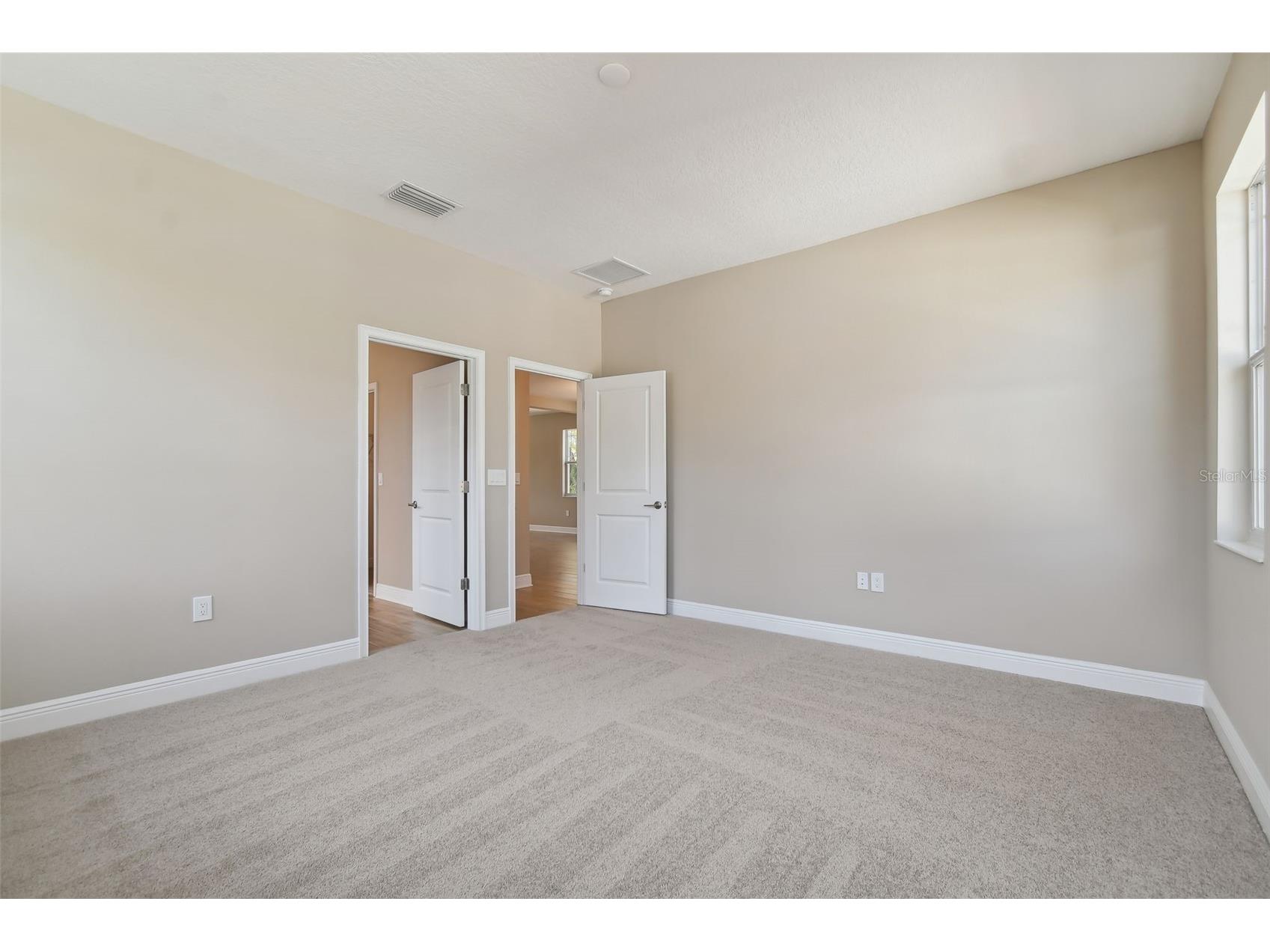5010 22nd Street N Saint Petersburg FL 33714 TB8483468 image30