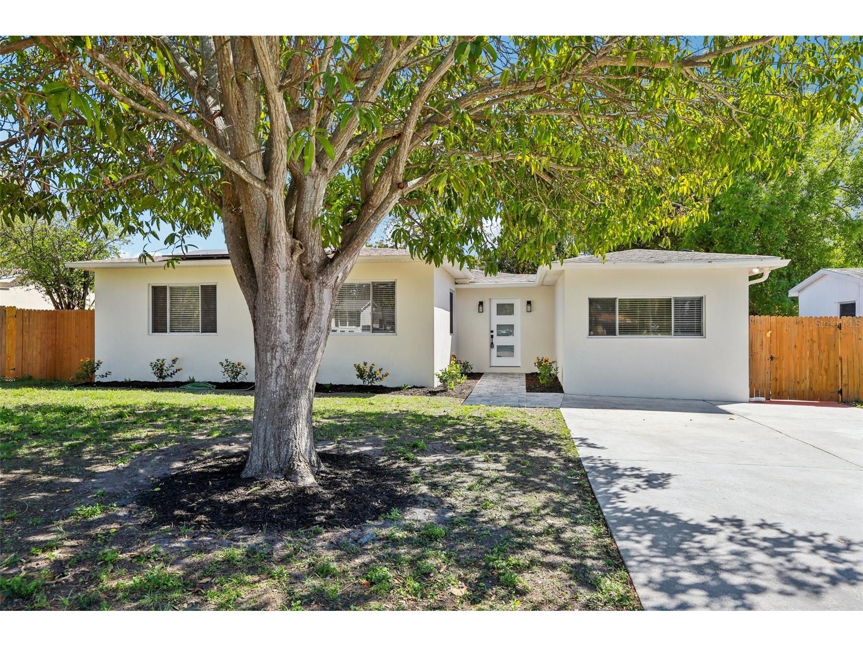 5010 8th Ave N Saint Petersburg FL 33710 TB8486033 image1