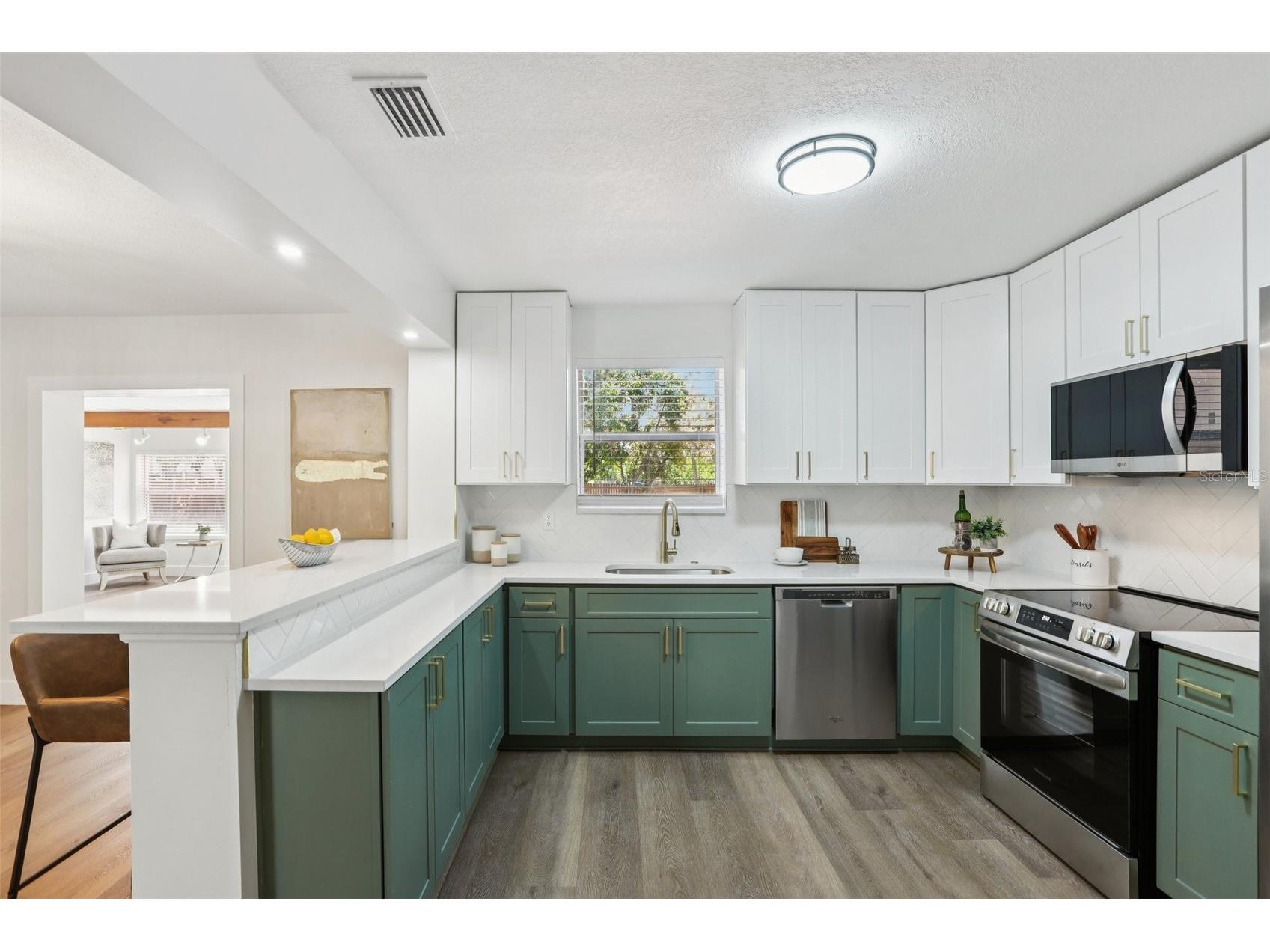 5010 8th Ave N Saint Petersburg FL 33710 TB8486033 image22