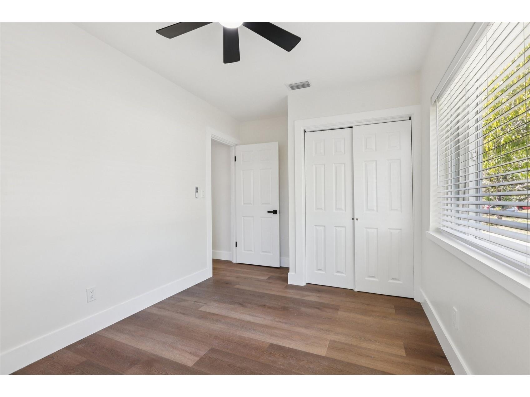5010 8th Ave N Saint Petersburg FL 33710 TB8486033 image37