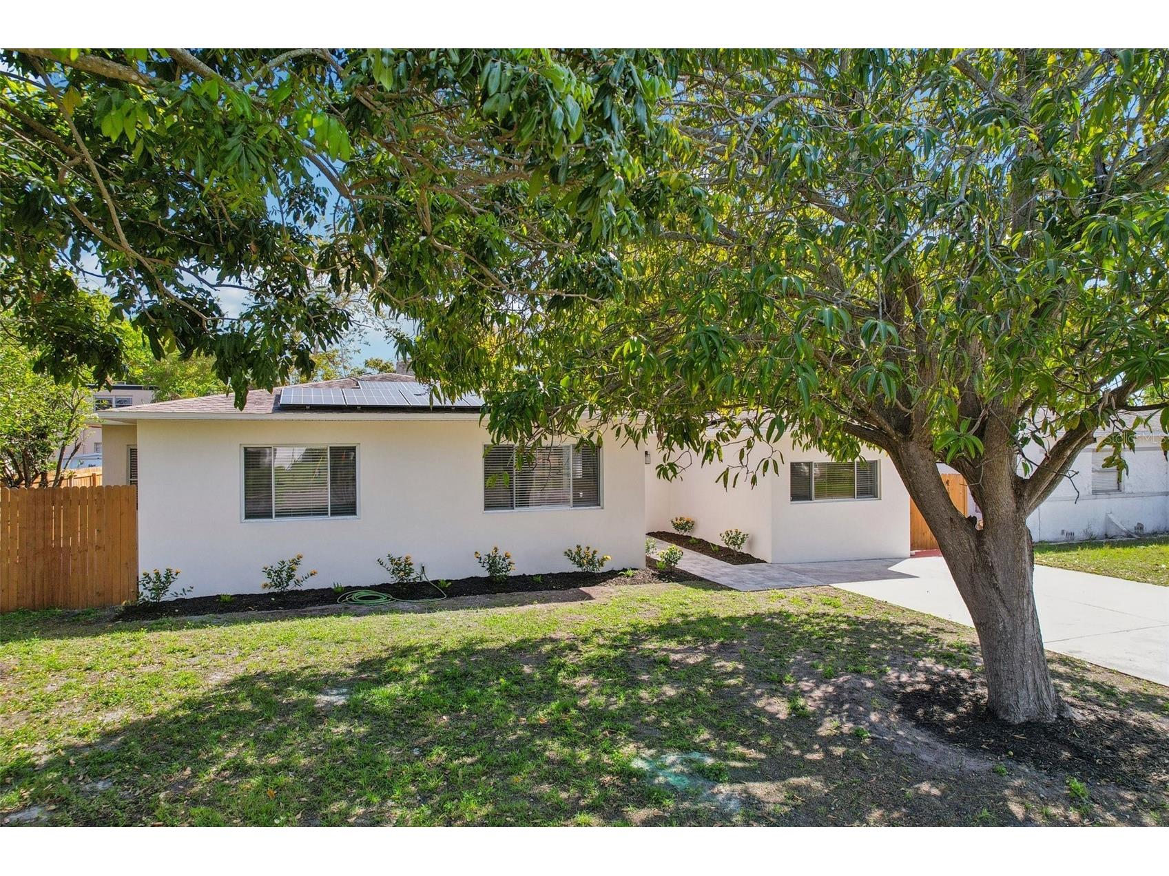 5010 8th Ave N Saint Petersburg FL 33710 TB8486033 image4
