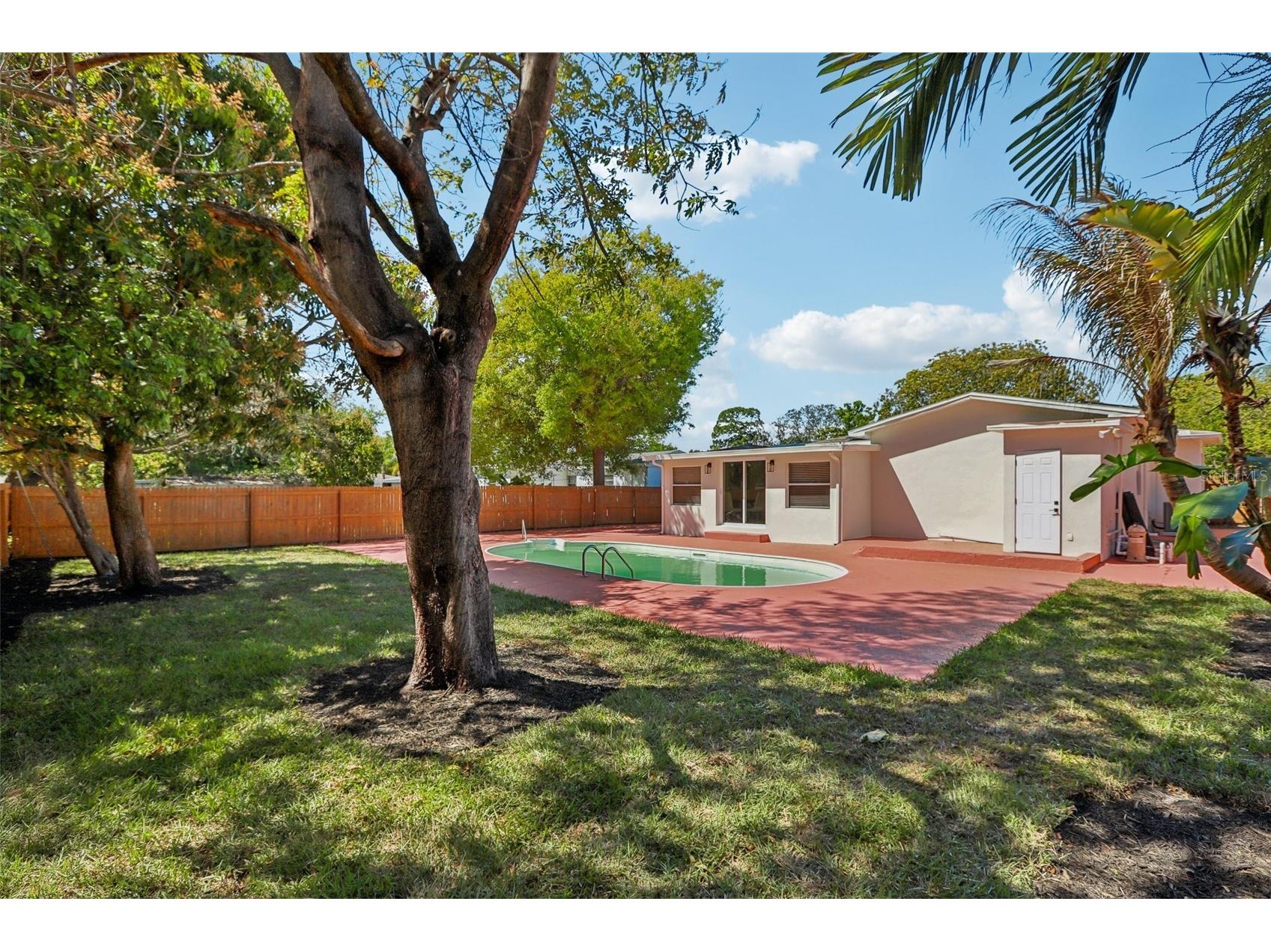 5010 8th Ave N Saint Petersburg FL 33710 TB8486033 image51