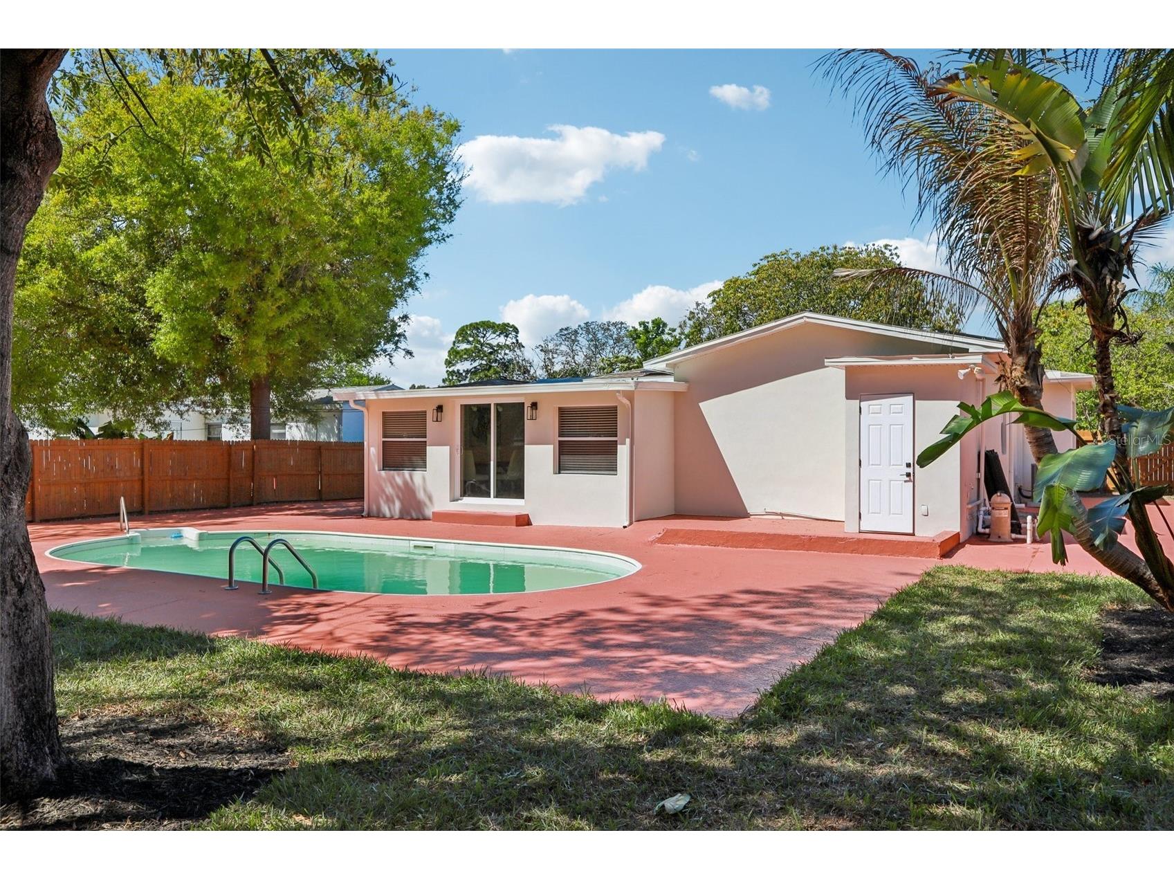 5010 8th Ave N Saint Petersburg FL 33710 TB8486033 image52
