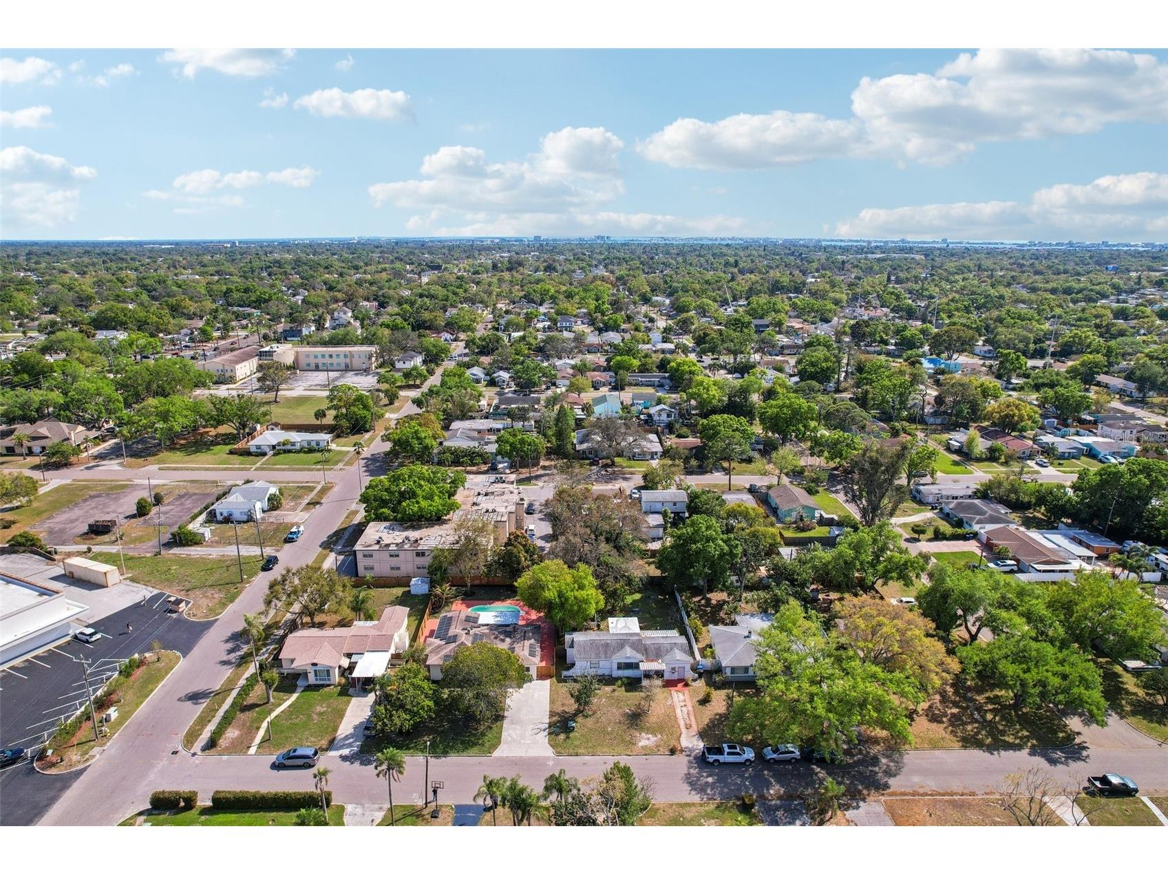 5010 8th Ave N Saint Petersburg FL 33710 TB8486033 image60