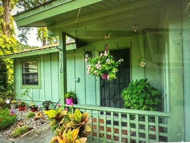 5010 Barrington Circle #2001 Sarasota FL 34234 A4693389 image1