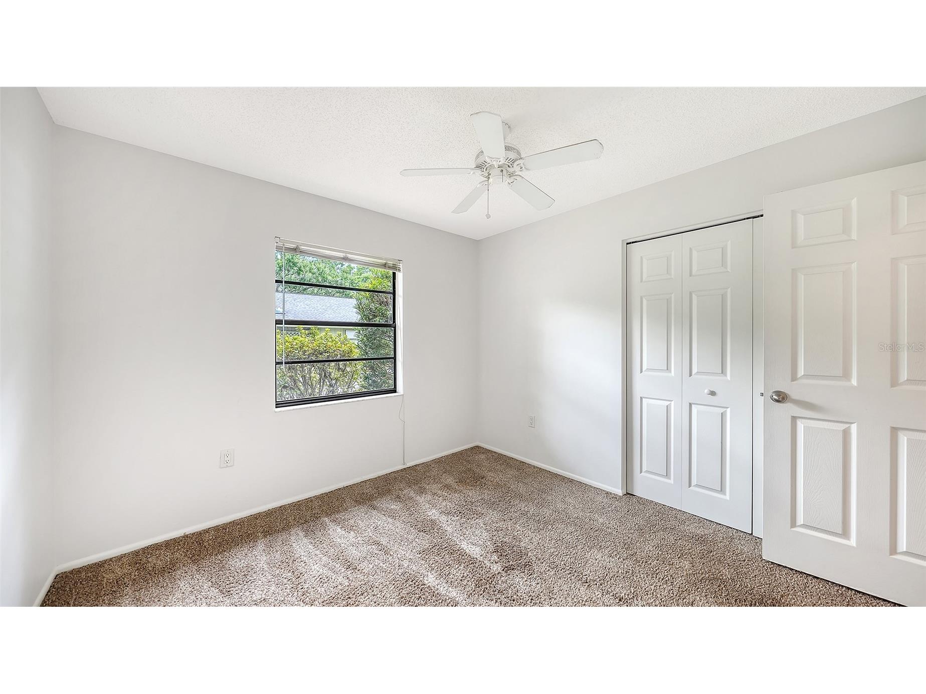 5010 Barrington Circle #2001 Sarasota FL 34234 A4693389 image29
