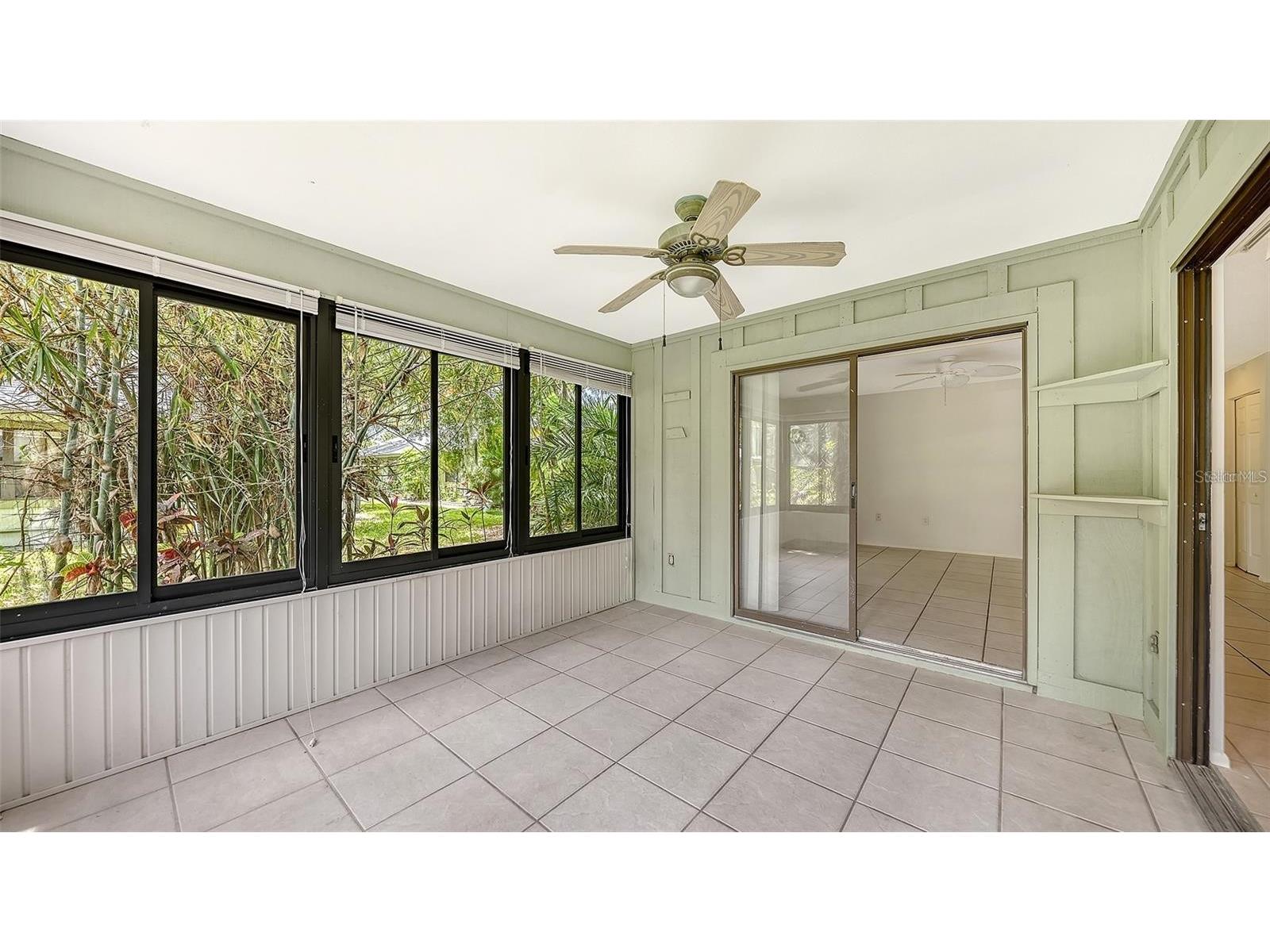5010 Barrington Circle #2001 Sarasota FL 34234 A4698806 image41