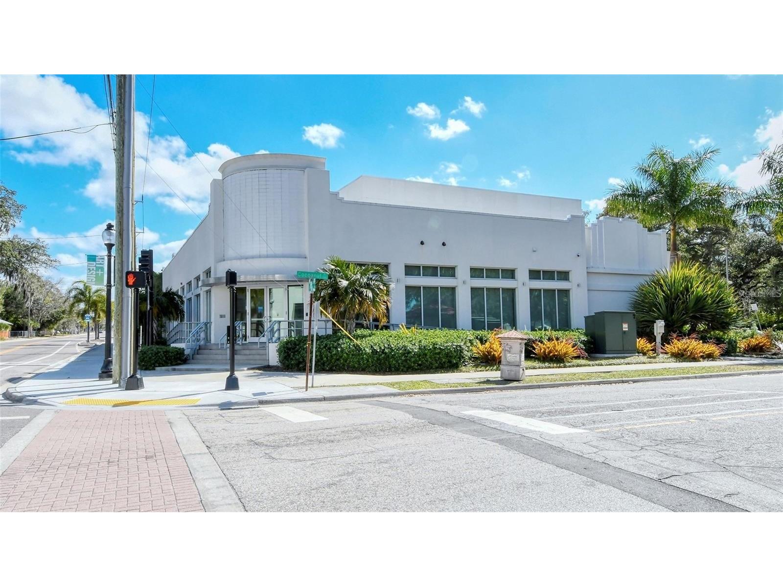 5010 Barrington Circle #2001 Sarasota FL 34234 A4698806 image76