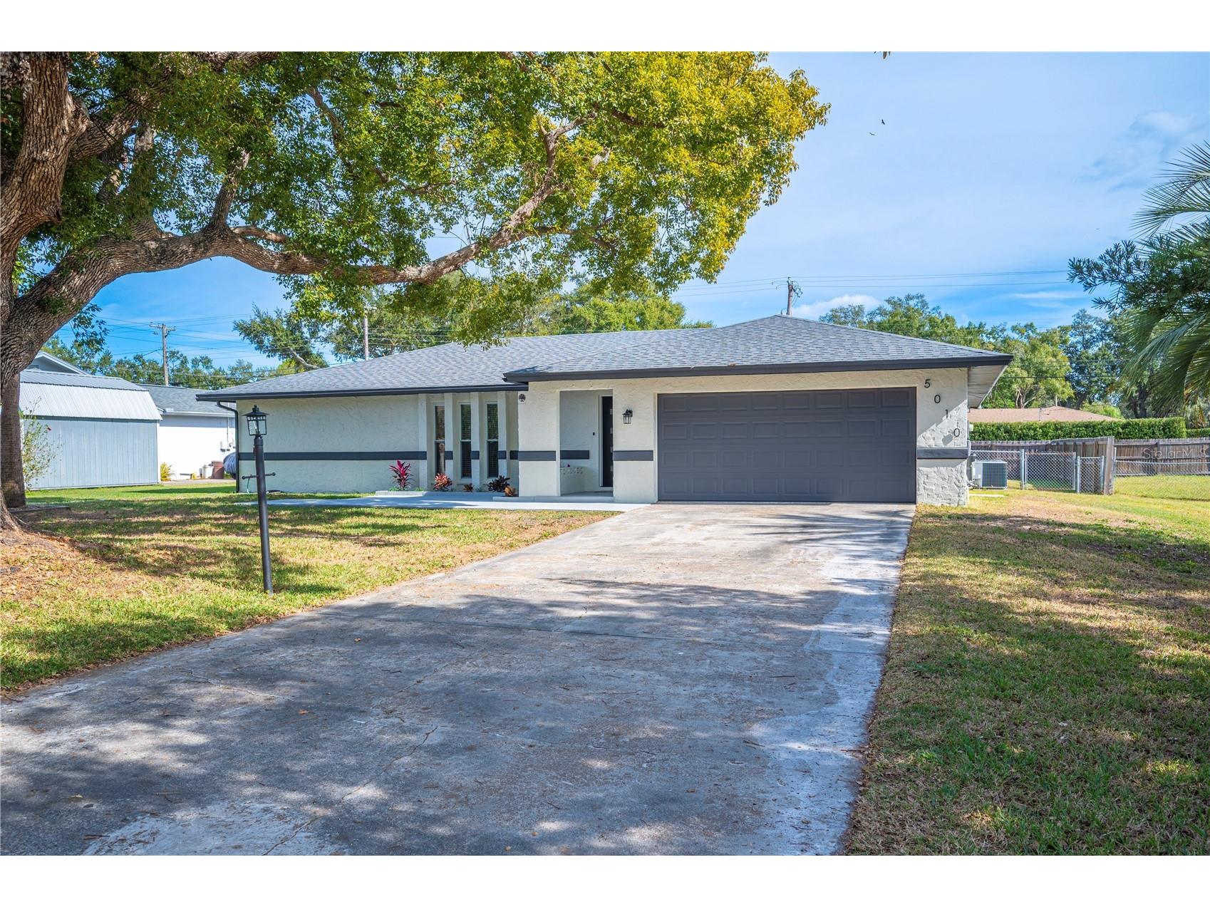 5010 Fairfax E Lakeland FL 33813 L4958236 image1