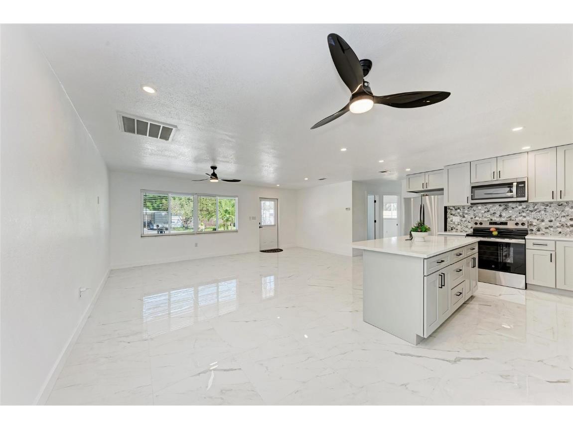 5010 Lahaina Drive Sarasota FL 34232 A4669176 image18