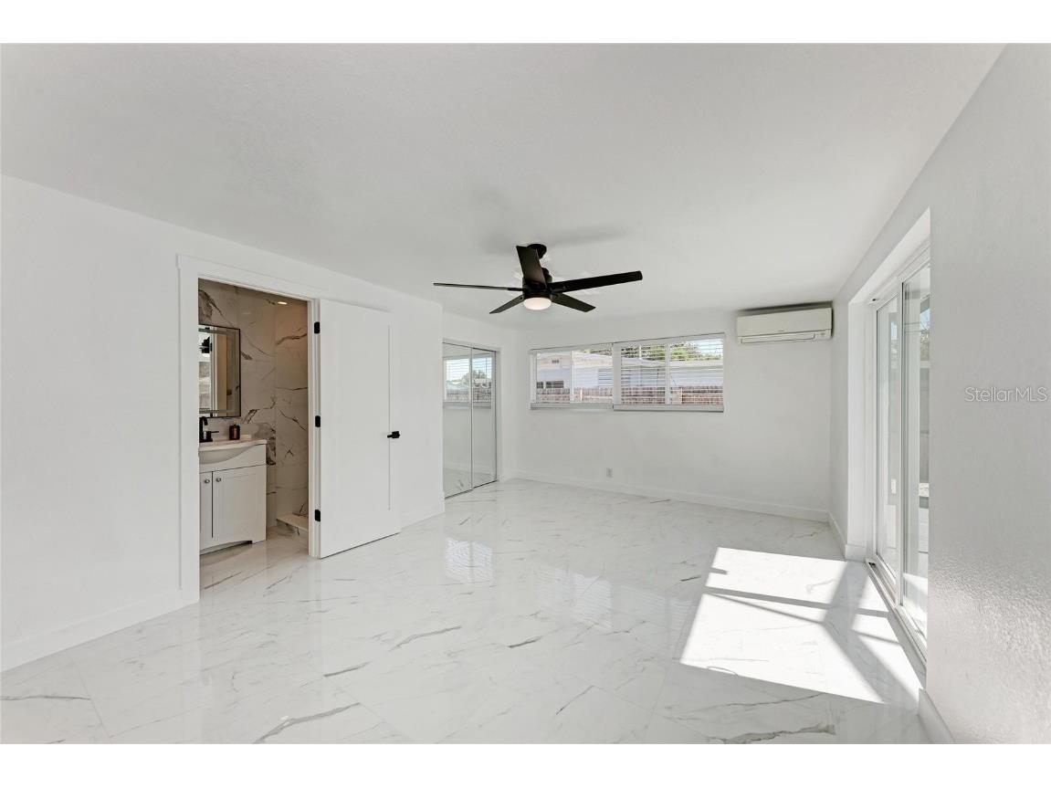 5010 Lahaina Drive Sarasota FL 34232 A4669176 image25