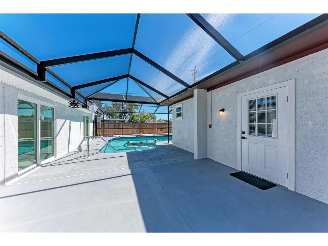 5010 Lahaina Drive Sarasota FL 34232 A4669176 image42