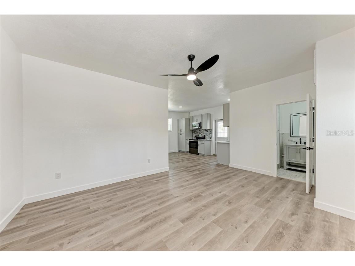 5010 Lahaina Drive Sarasota FL 34232 A4669176 image48