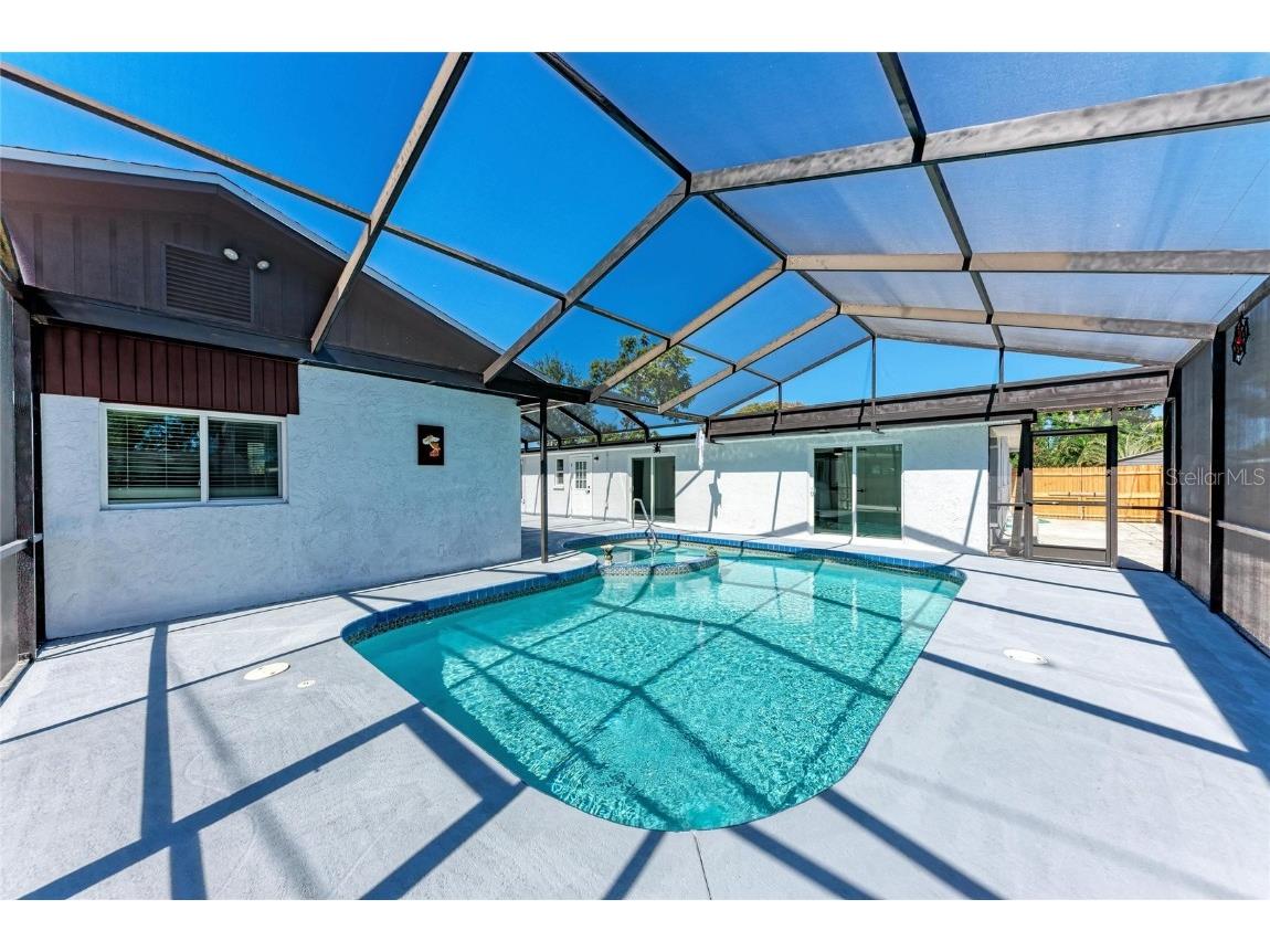 5010 Lahaina Drive Sarasota FL 34232 A4669176 image57