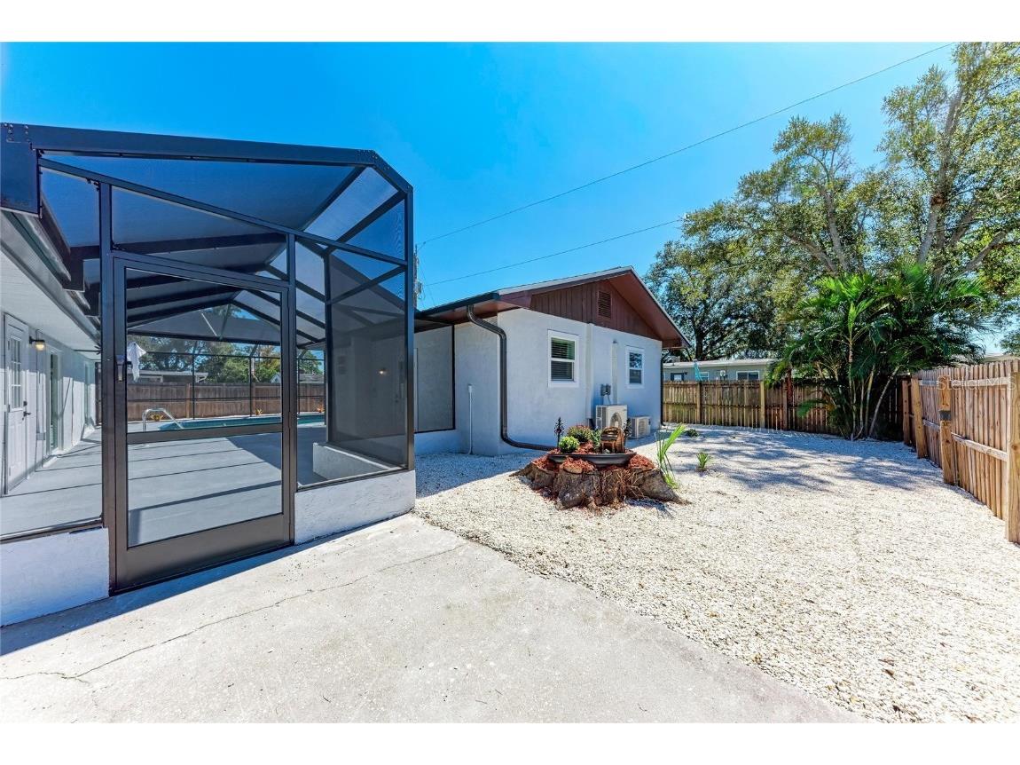 5010 Lahaina Drive Sarasota FL 34232 A4669176 image62