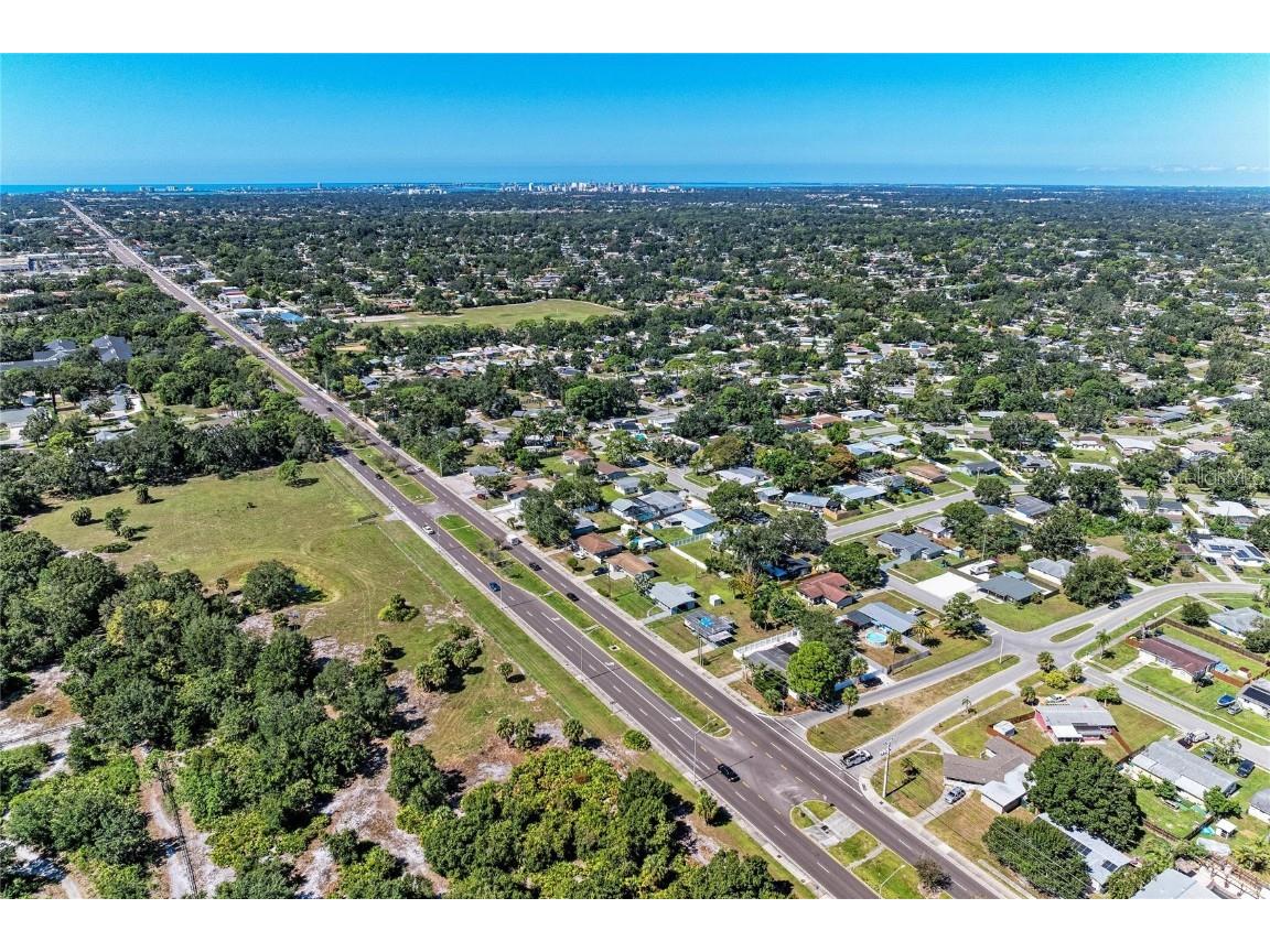 5010 Lahaina Drive Sarasota FL 34232 A4669176 image72