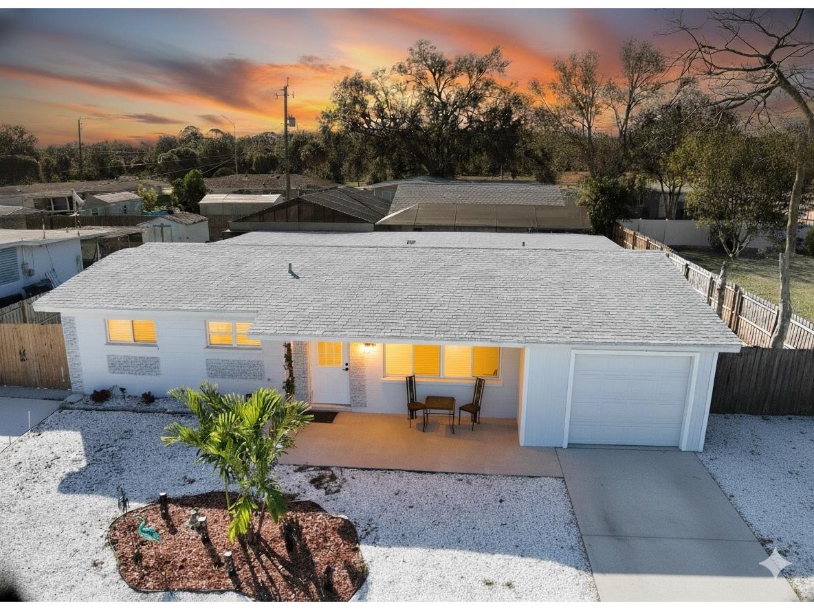 5010 Lahaina Drive Sarasota FL 34232 A4678105 image1