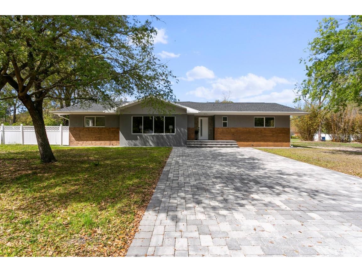 5010 N River Shore Drive Tampa FL 33603 A4562501 image1