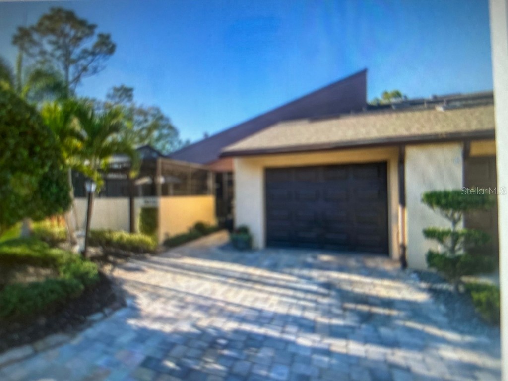 5010 Umber Way N Tampa FL 33624 J992654 image1