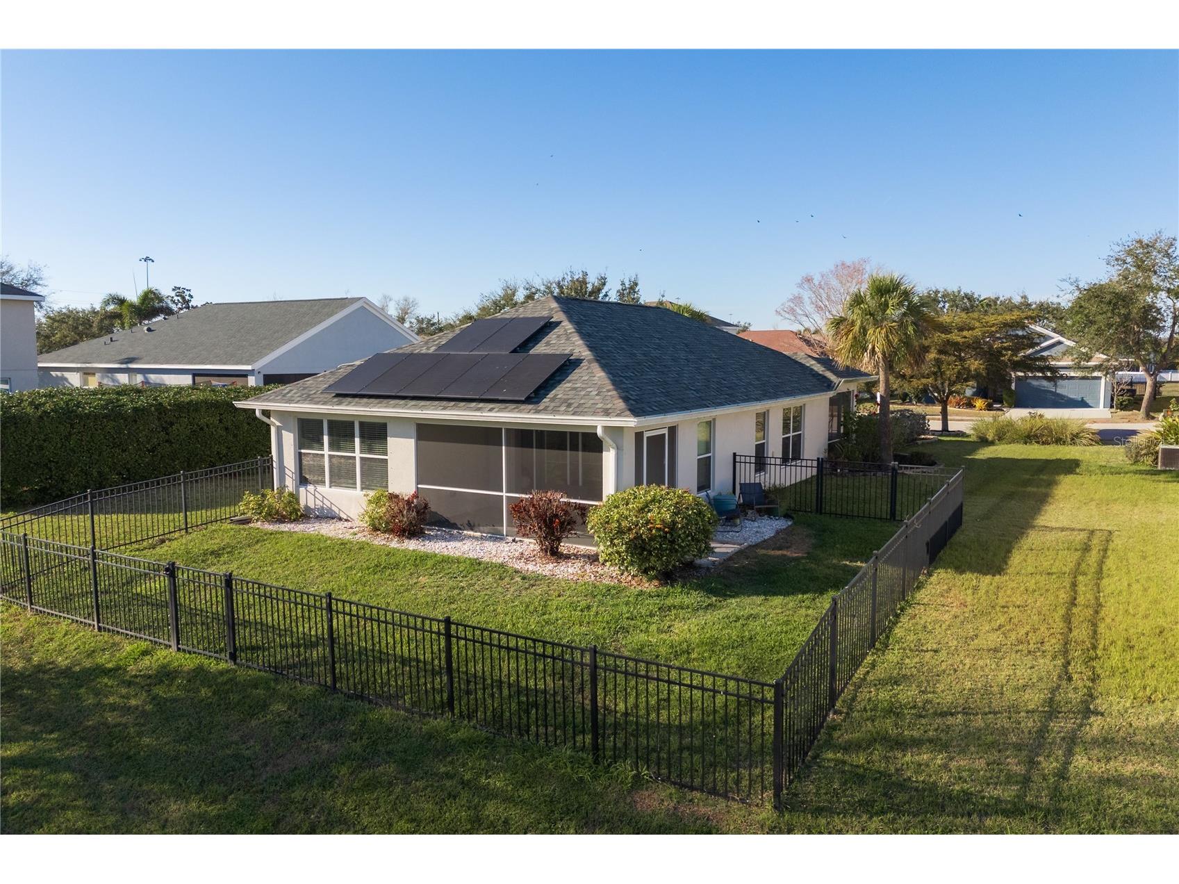 5011 72nd Street E Palmetto FL 34221 A4681868 image2