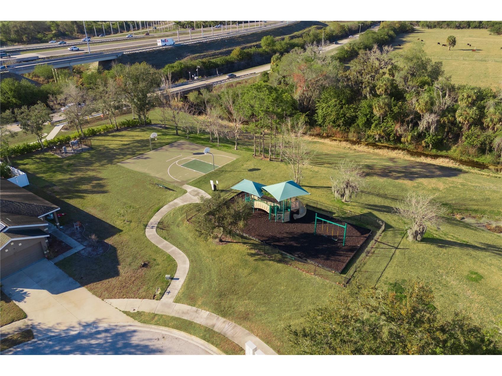 5011 72nd Street E Palmetto FL 34221 A4681868 image32