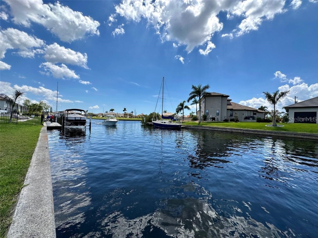 5011 Almar Drive Punta Gorda FL 33950 C7518439 image3