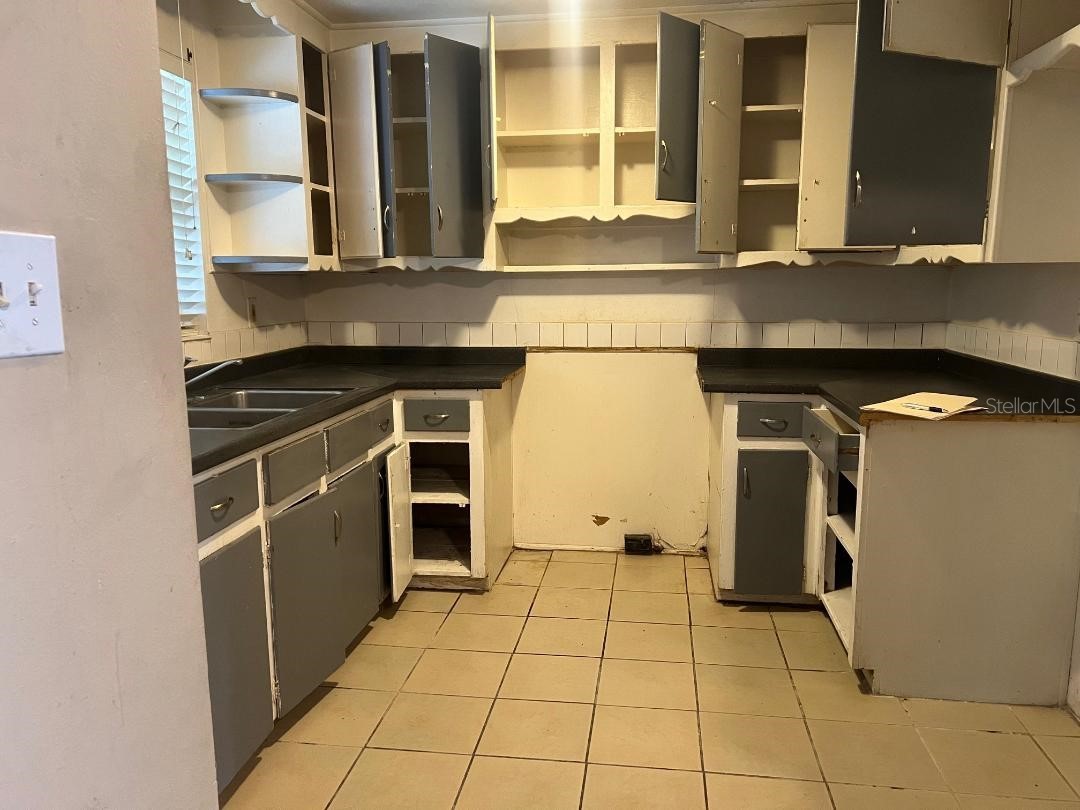 5011 N 39th Street Tampa FL 33610 TB8508534 image12