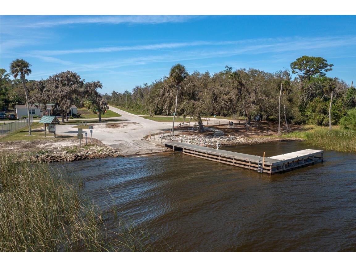 5011 Pineapple Street Lake Wales FL 33898 - LAKE WALK IN WATER P4933796 image2