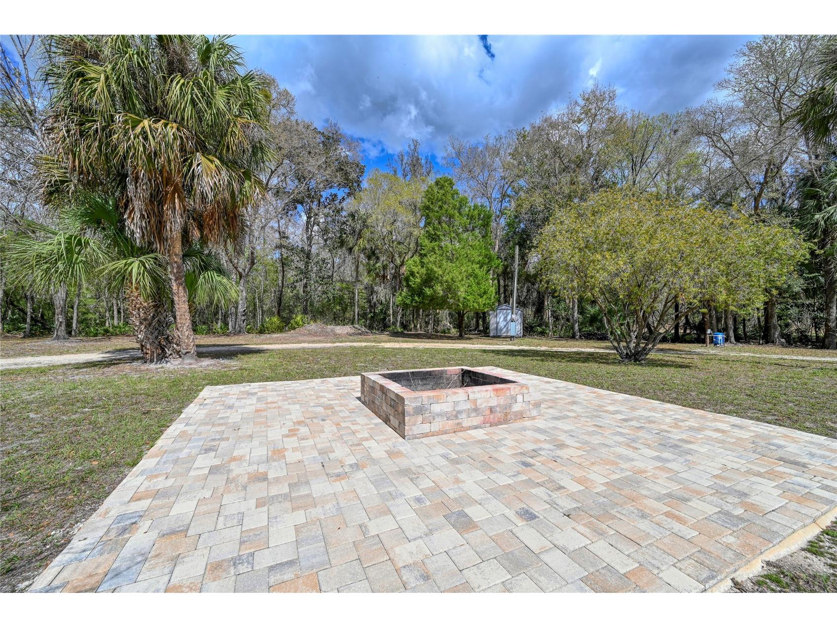 5011 SE 193rd Place Inglis FL 34449 O6390433 image79