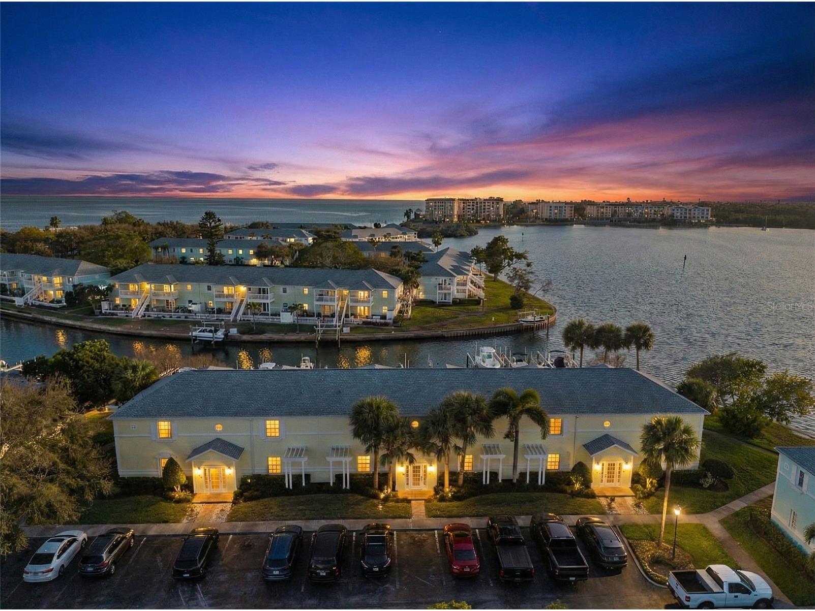 5011 Starfish Drive SE #D Saint Petersburg FL 33705 TB8473660 image1