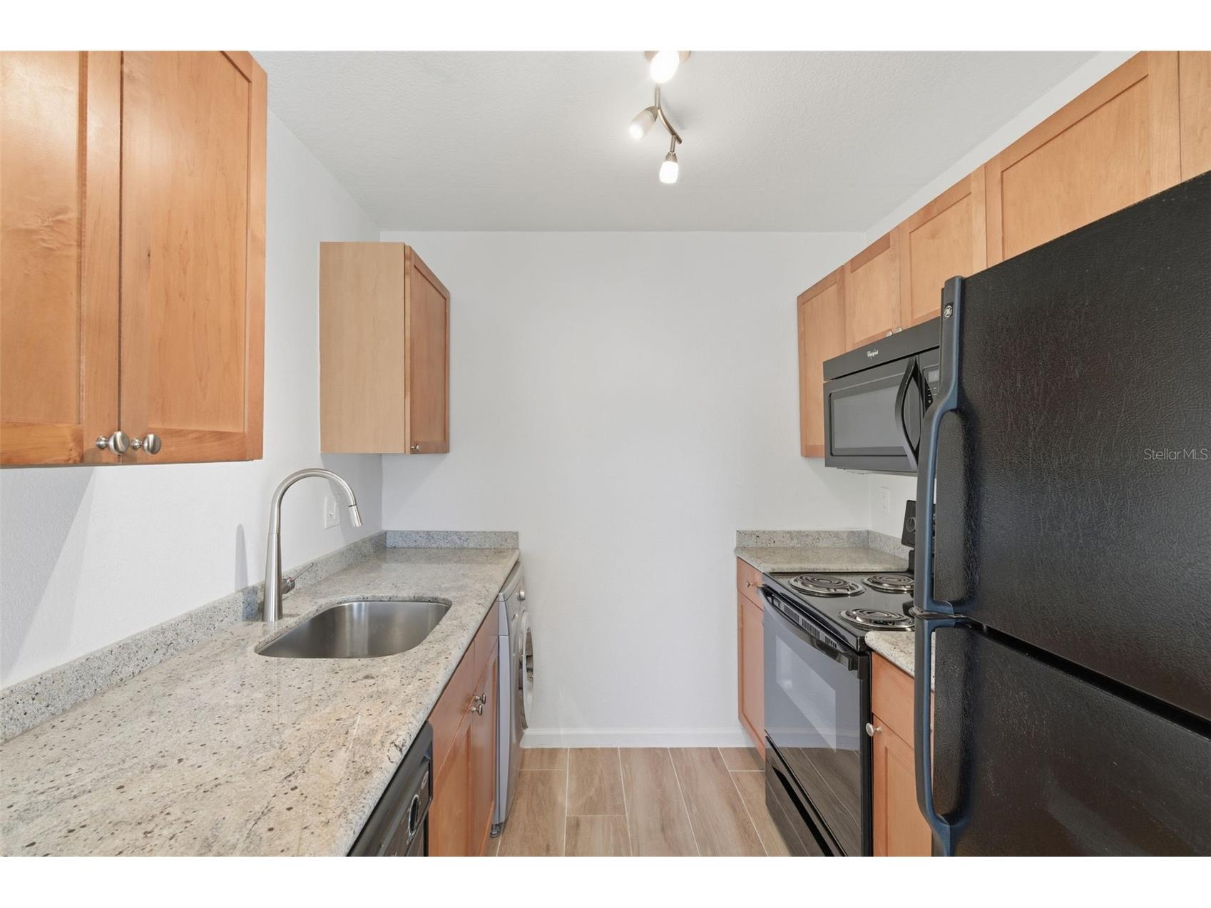 5011 Starfish Drive SE #D Saint Petersburg FL 33705 TB8473660 image13