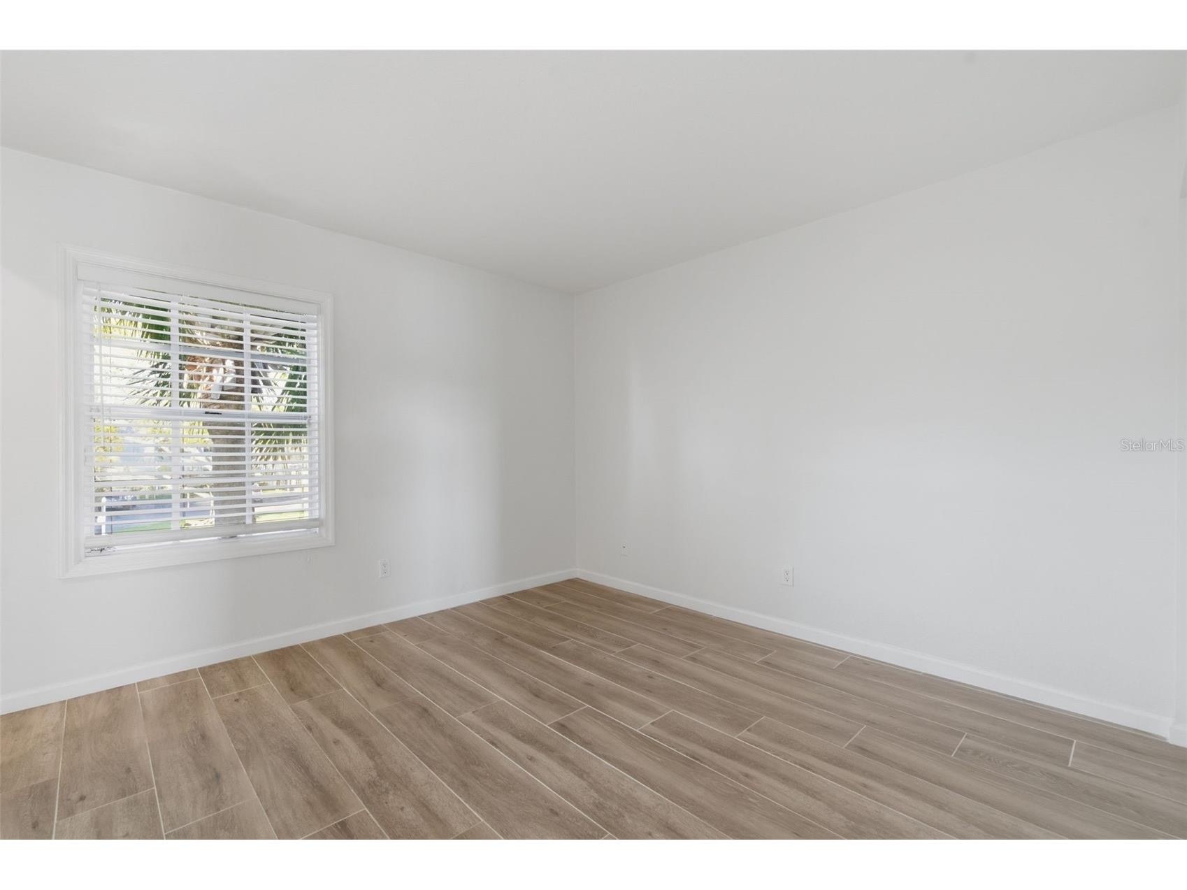 5011 Starfish Drive SE #D Saint Petersburg FL 33705 TB8473660 image15