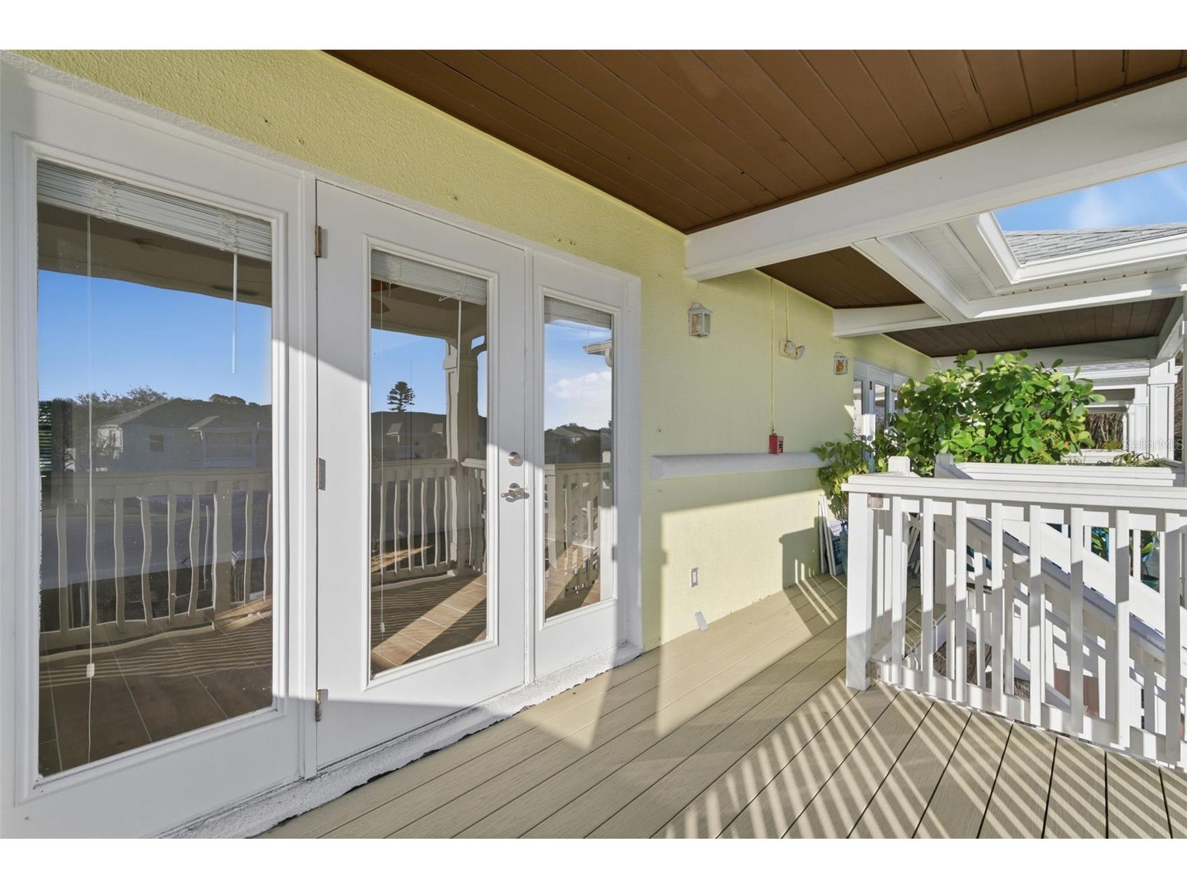 5011 Starfish Drive SE #D Saint Petersburg FL 33705 TB8473660 image25