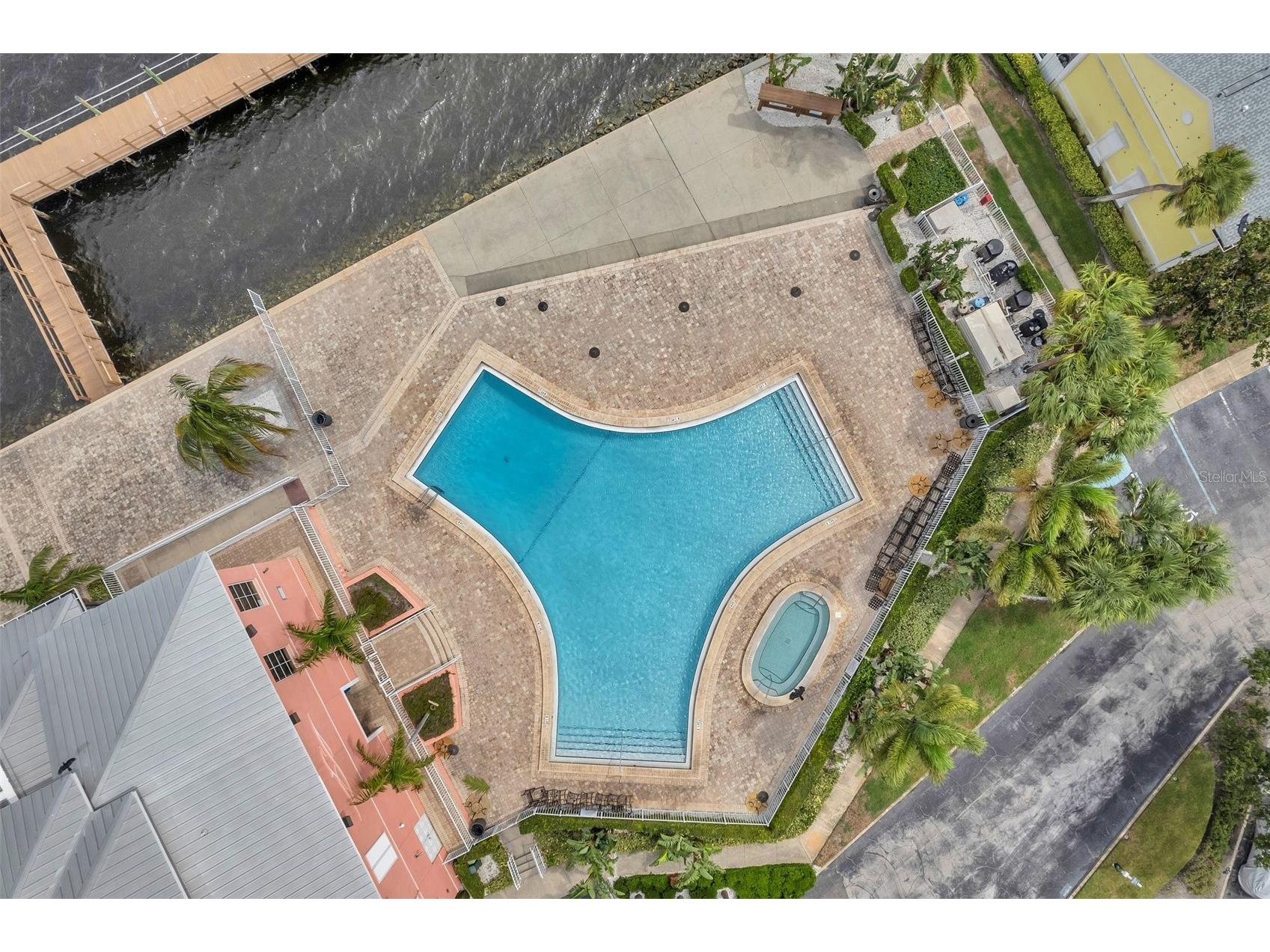 5011 Starfish Drive SE #D Saint Petersburg FL 33705 TB8473660 image47