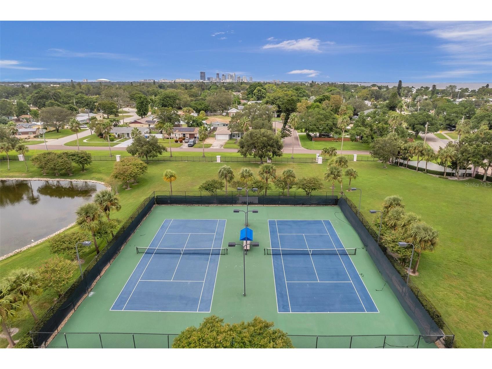 5011 Starfish Drive SE #D Saint Petersburg FL 33705 TB8473660 image56