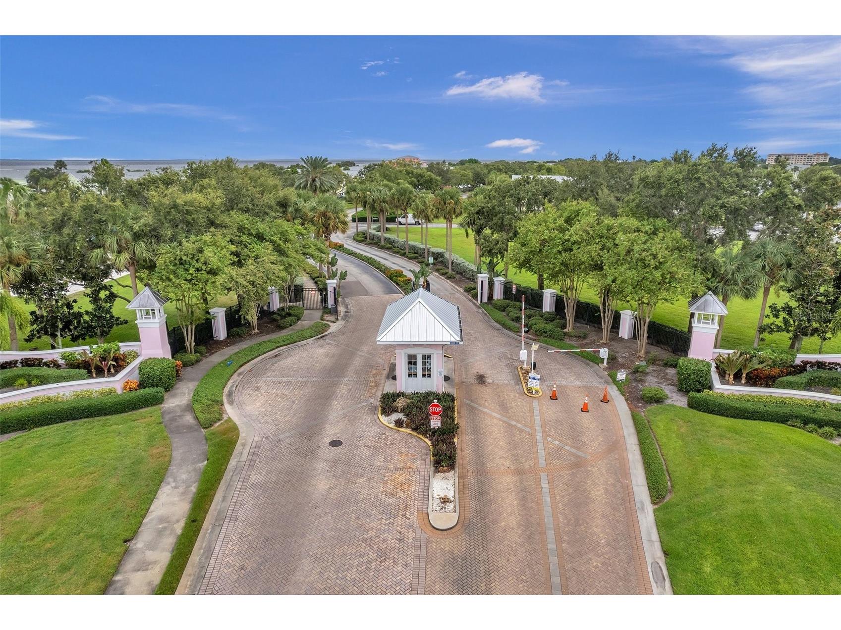 5011 Starfish Drive SE #D Saint Petersburg FL 33705 TB8473660 image59
