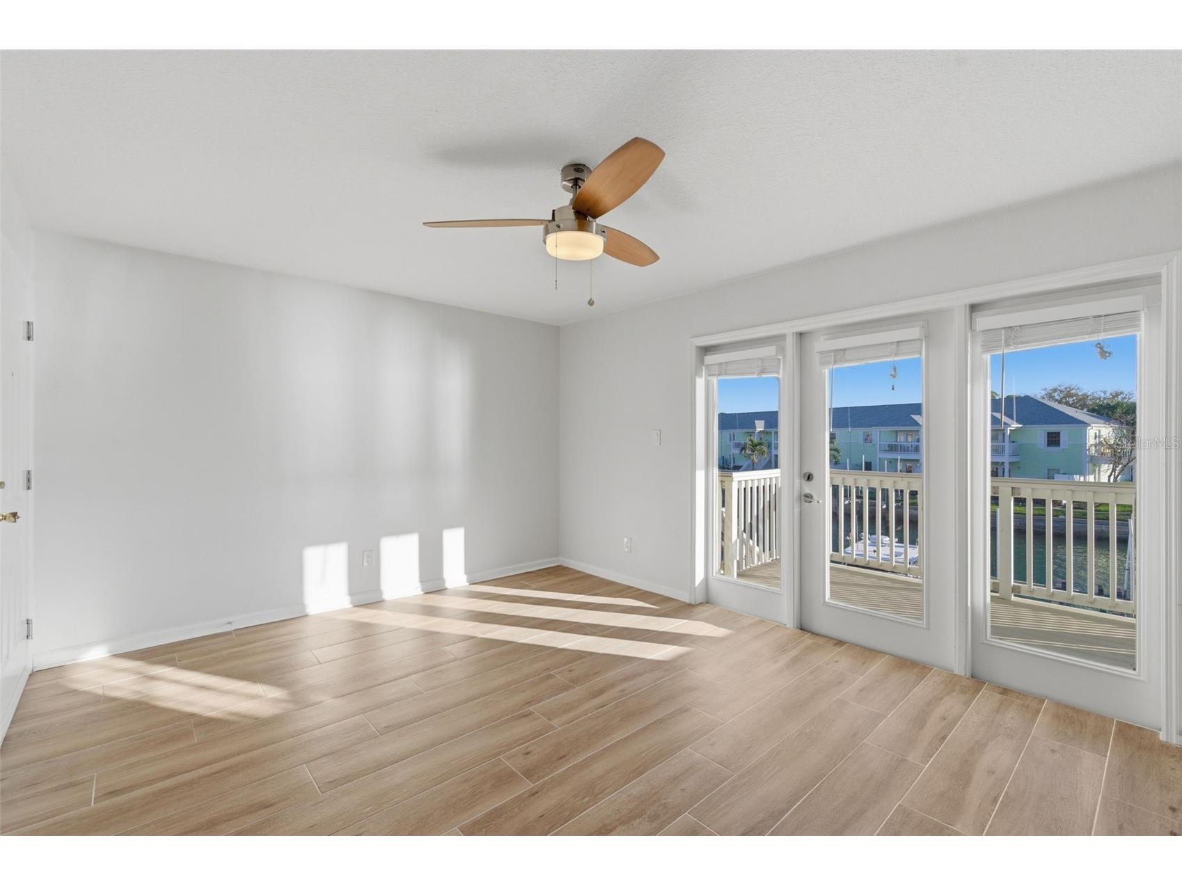 5011 Starfish Drive SE #D Saint Petersburg FL 33705 TB8473660 image6