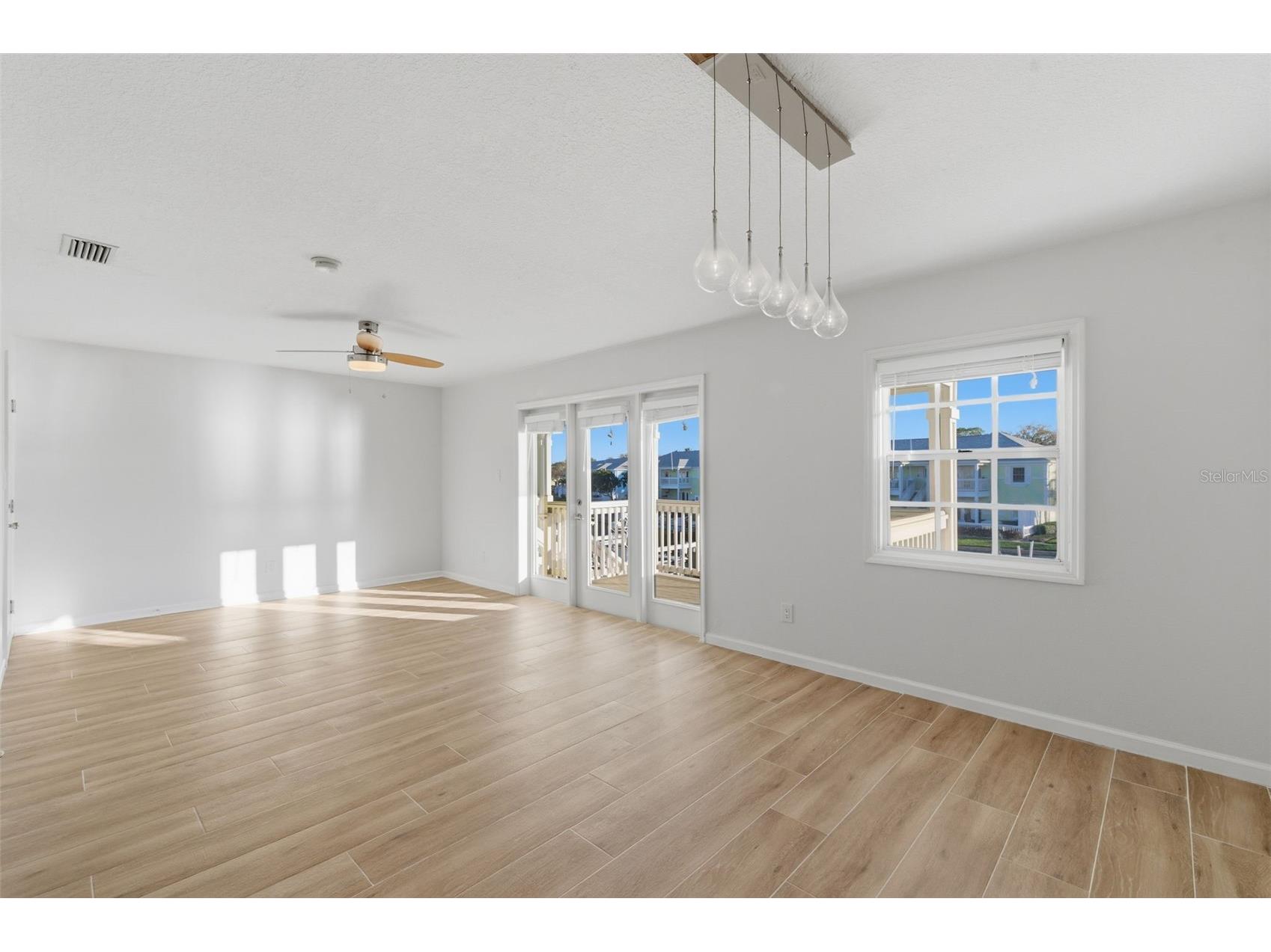 5011 Starfish Drive SE #D Saint Petersburg FL 33705 TB8473660 image8