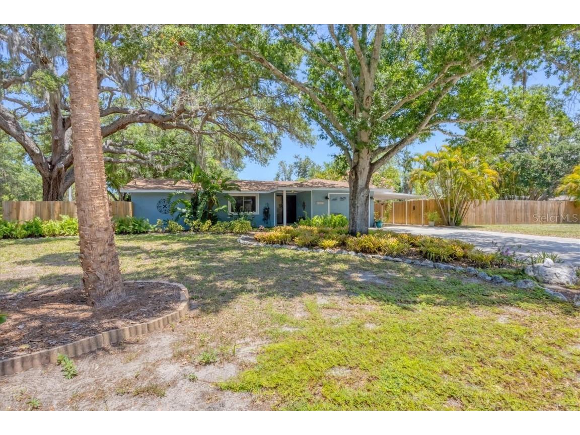 5012 29th Avenue W Bradenton FL 34209 A4611624 image1