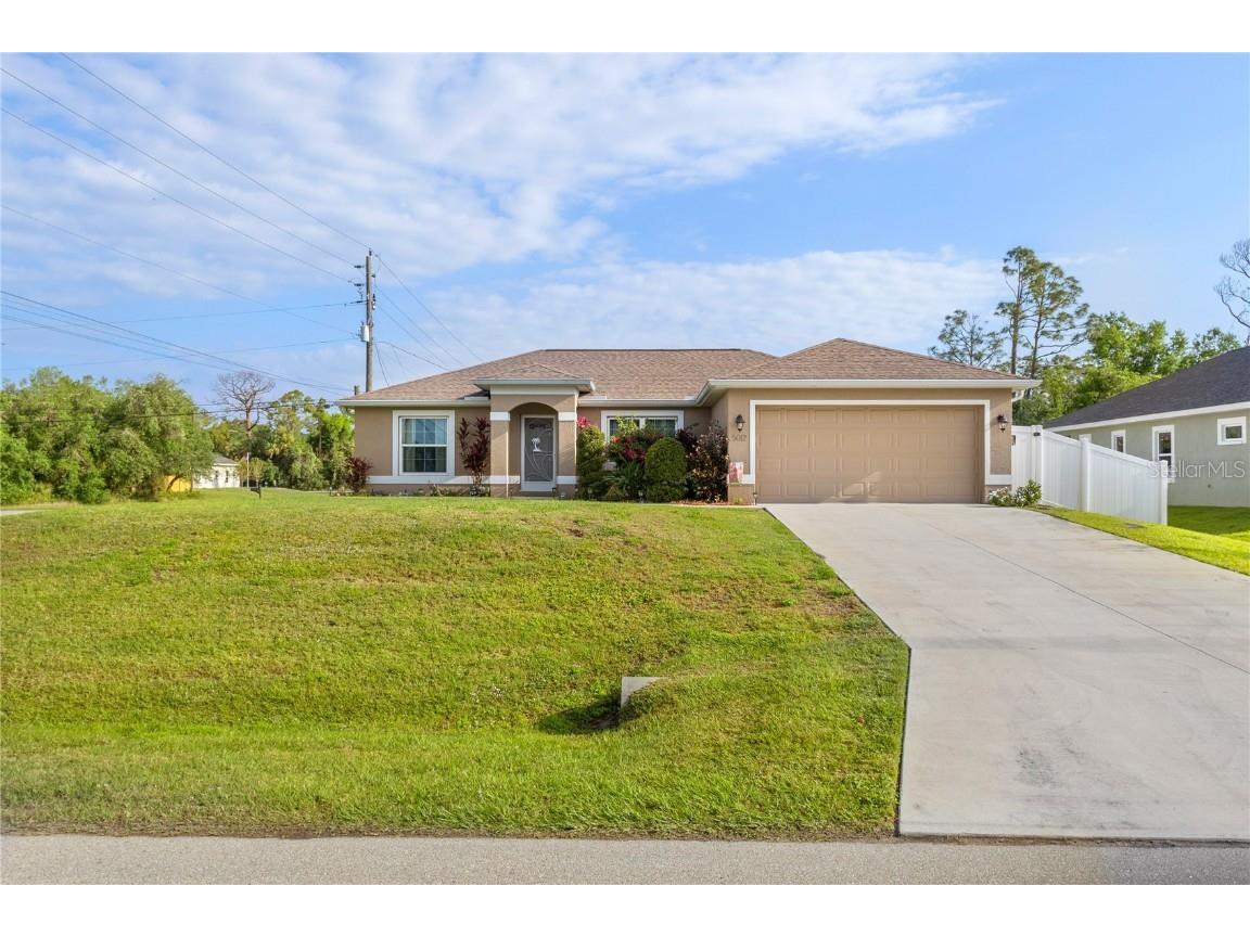 5012 Brack Avenue North Port FL 34288 C7508218 image1