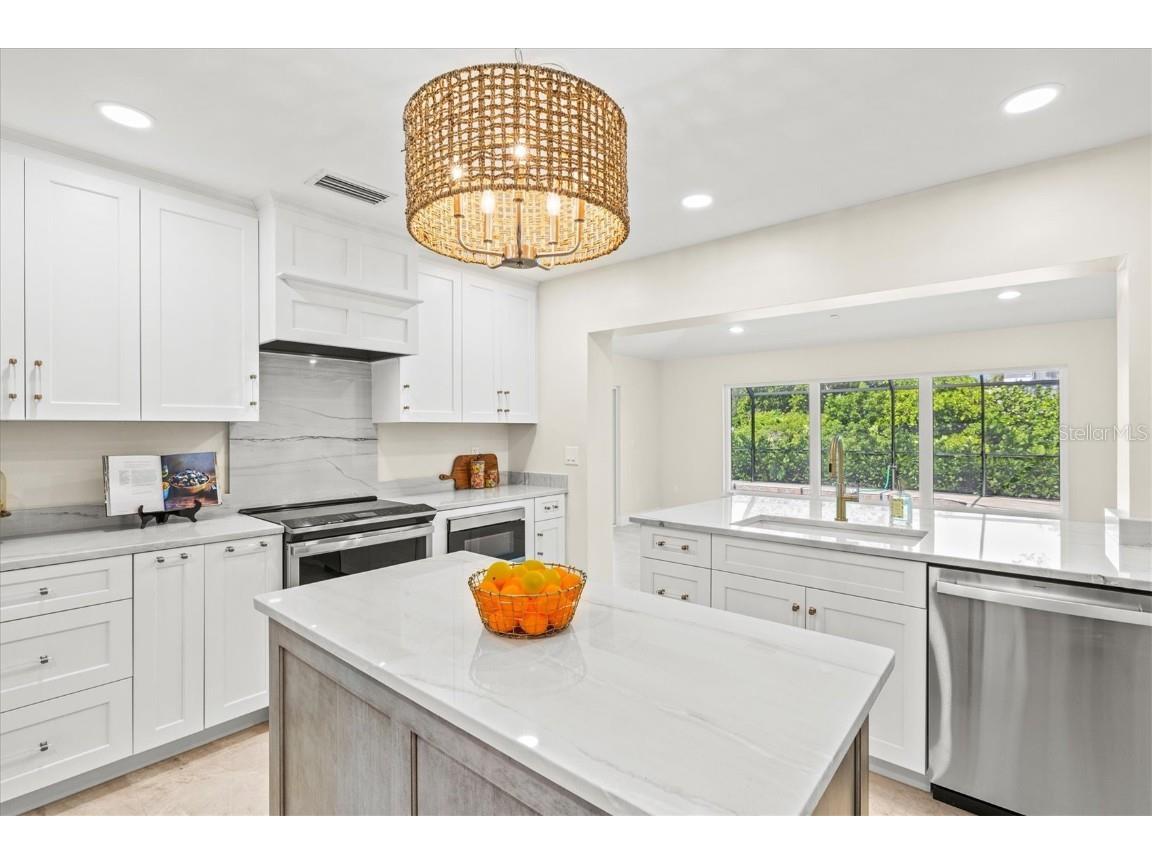 5012 Higel Avenue Sarasota FL 34242 A4658844 image12