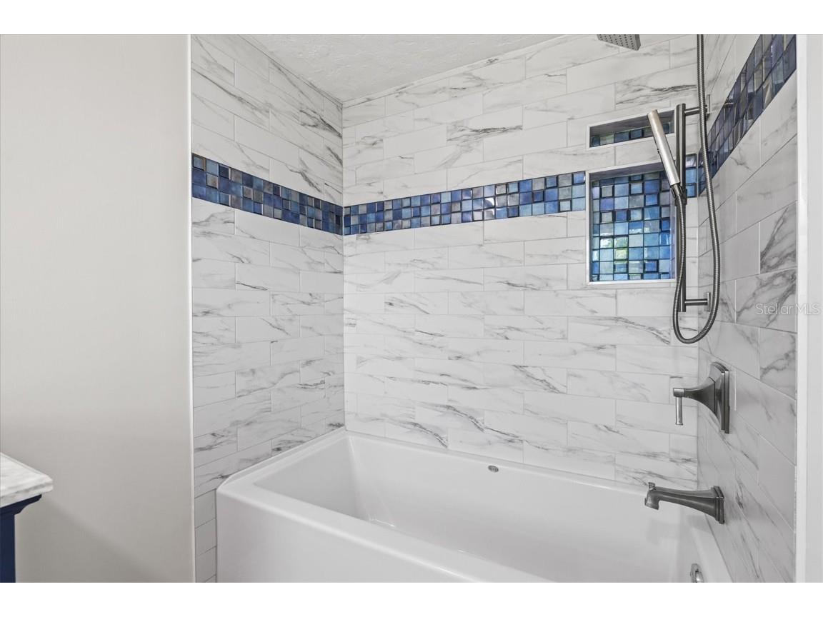 5012 Higel Avenue Sarasota FL 34242 A4658844 image25