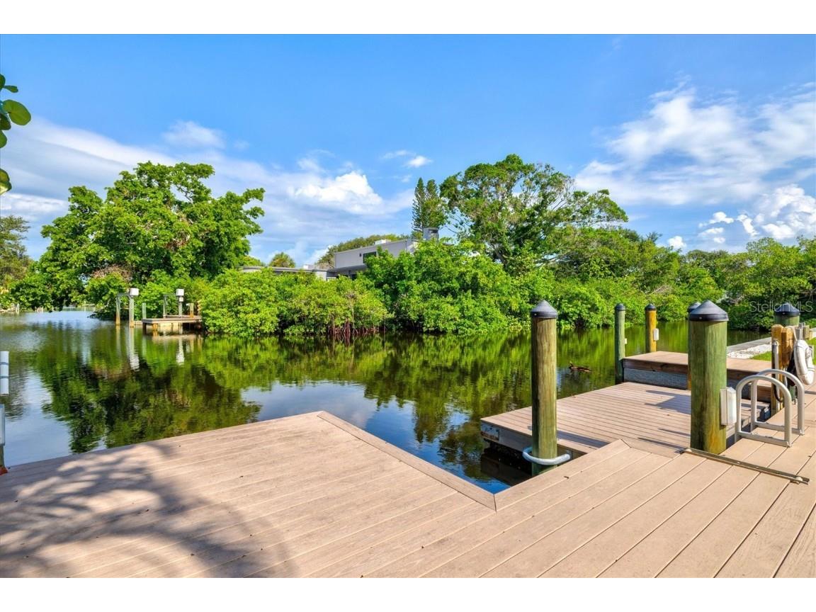 5012 Higel Avenue Sarasota FL 34242 A4658844 image70