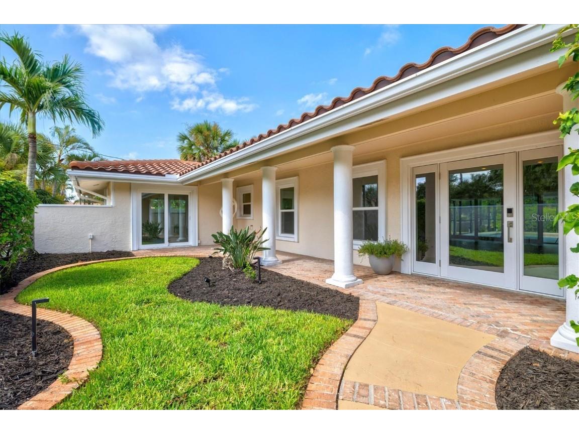 5012 Higel Avenue Sarasota FL 34242 A4658844 image87