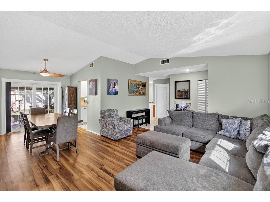 5012 Oakshire Drive Tampa FL 33625 TB8448212 image5