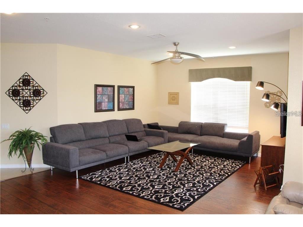 5012 Shoreway Loop #10407 Orlando FL 32819 O6336684 image1