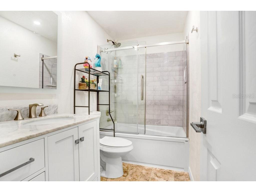 5012 Starfish Drive SE #B Saint Petersburg FL 33705 TB8486049 image11